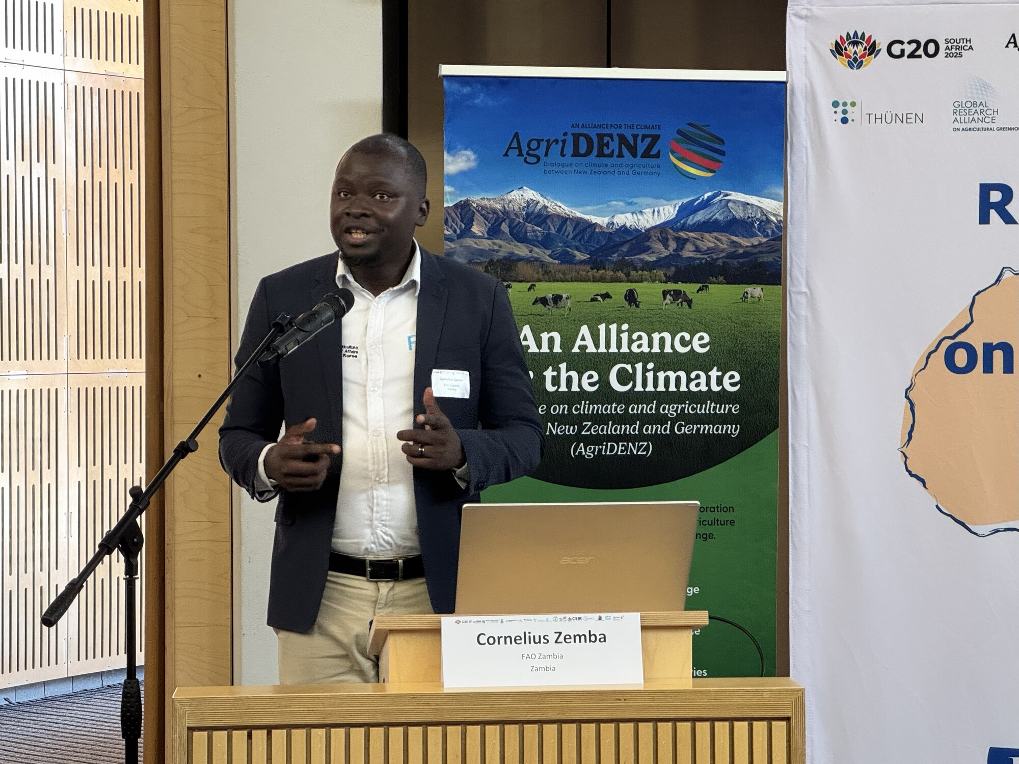 Cornelius Zemba (FAO Zambia) reporting from his Lusaka case study experiences