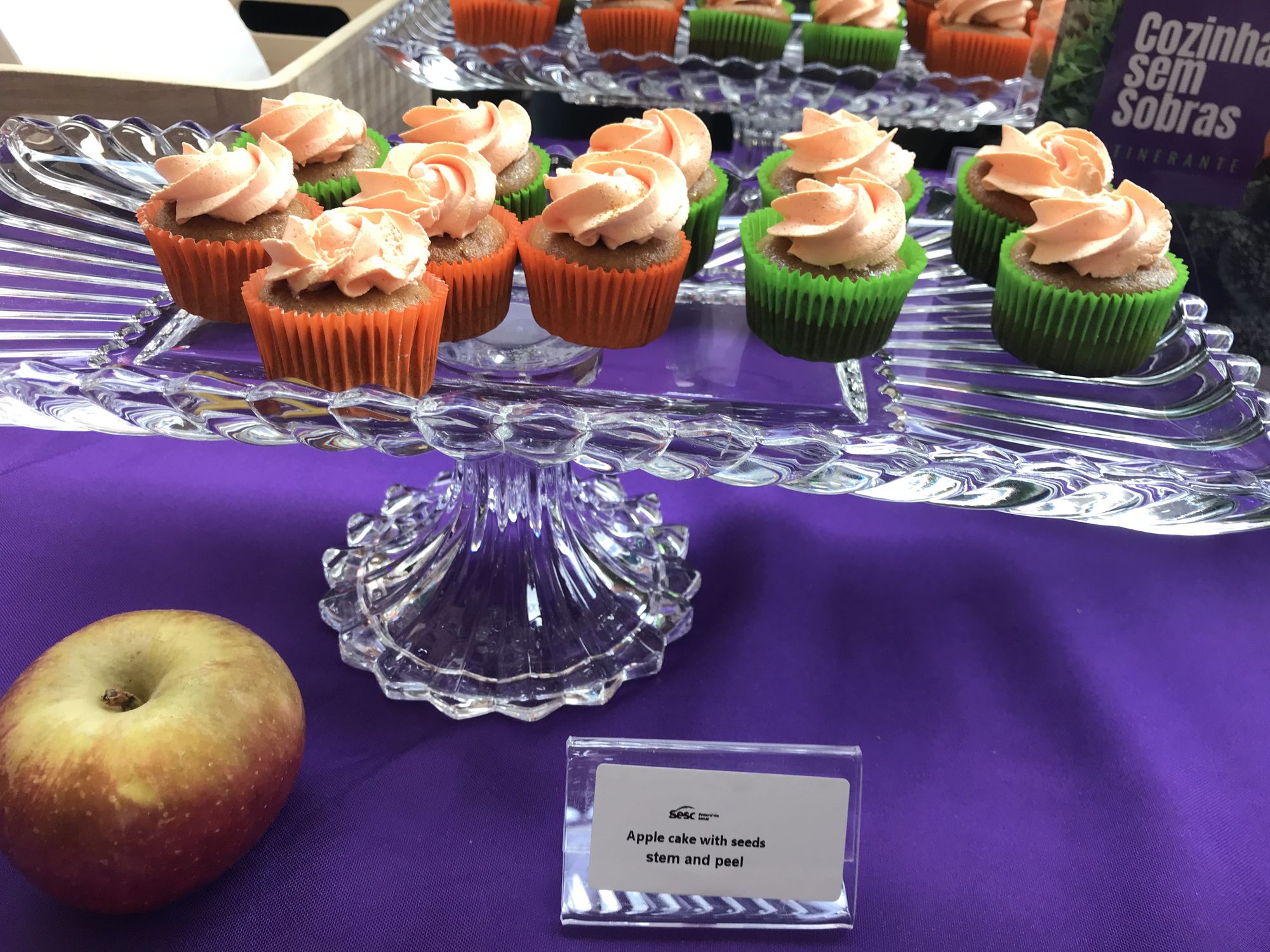 Delicious apple cake with seeds, stem and peel provided by SESC Mesa Brasil during the visit at their headquarter.
