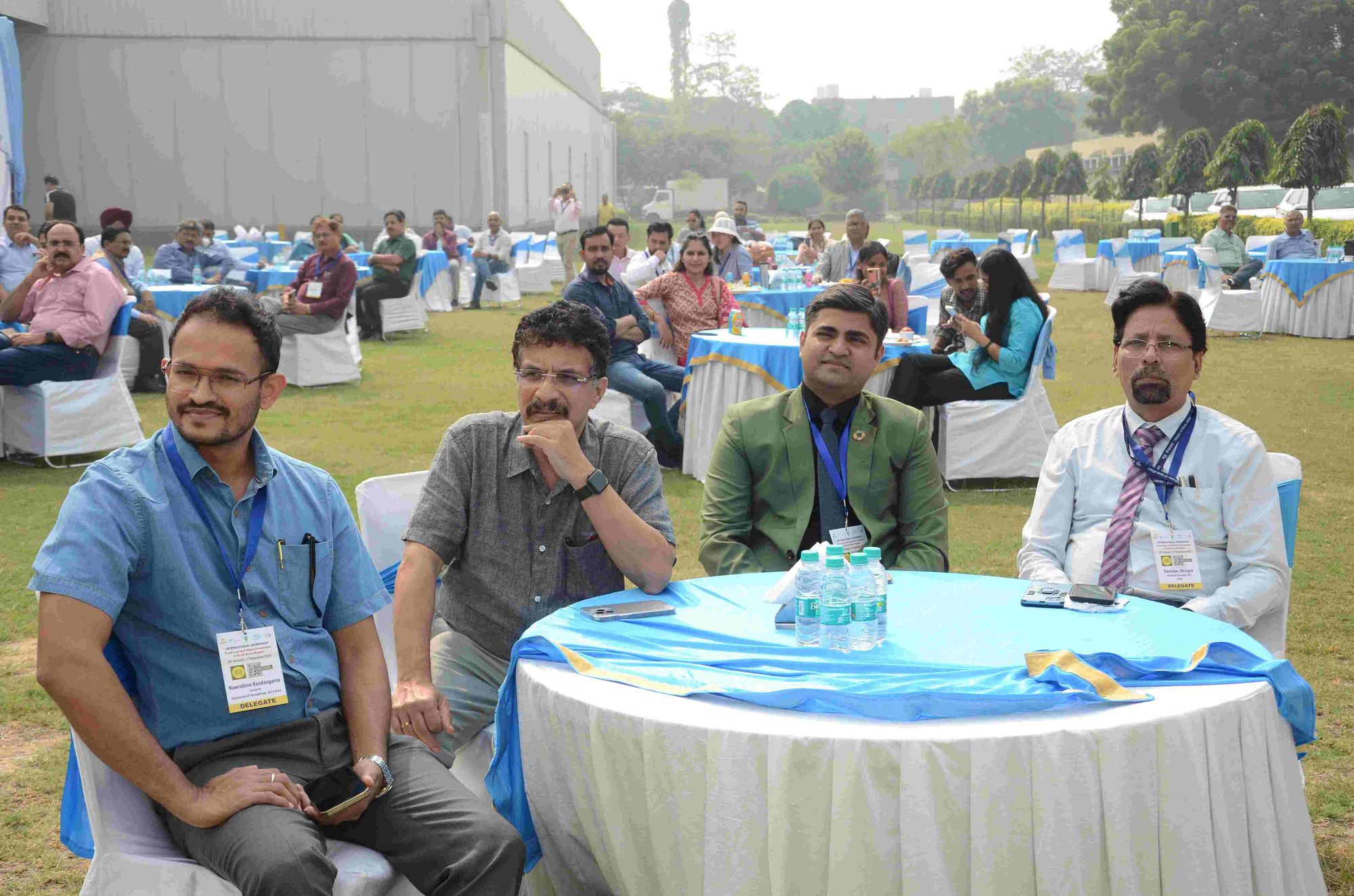 The field trip participants listen to the introduction of food loss and waste prevention activities at Mother Dairy Fruit & Vegetable Private Limited.