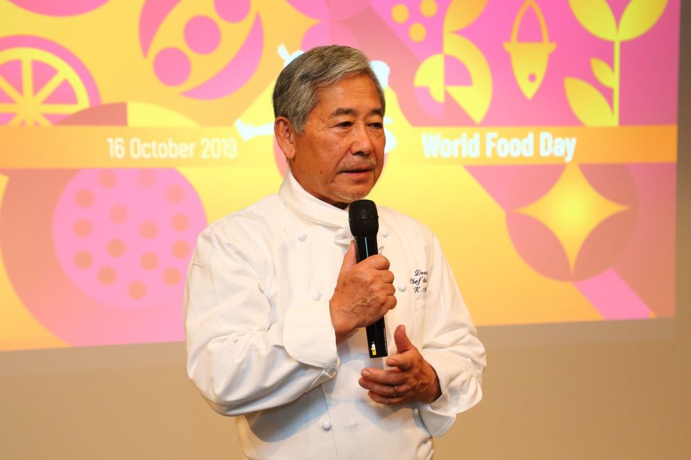 Mr. Nakamura who is FAO National Goodwill Ambassador for Japan explains his professional point of view towards prevention of food waste.