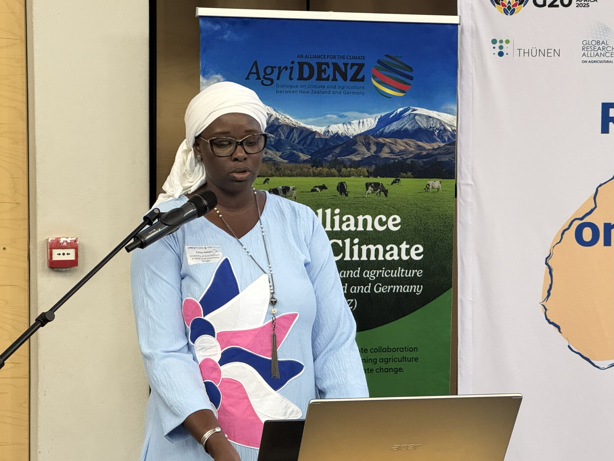 Fatou Ndoye (University of Sine Saloum El Hadj Ibrahima Niass, USSEIN, Senegal) delivering her break out session summary