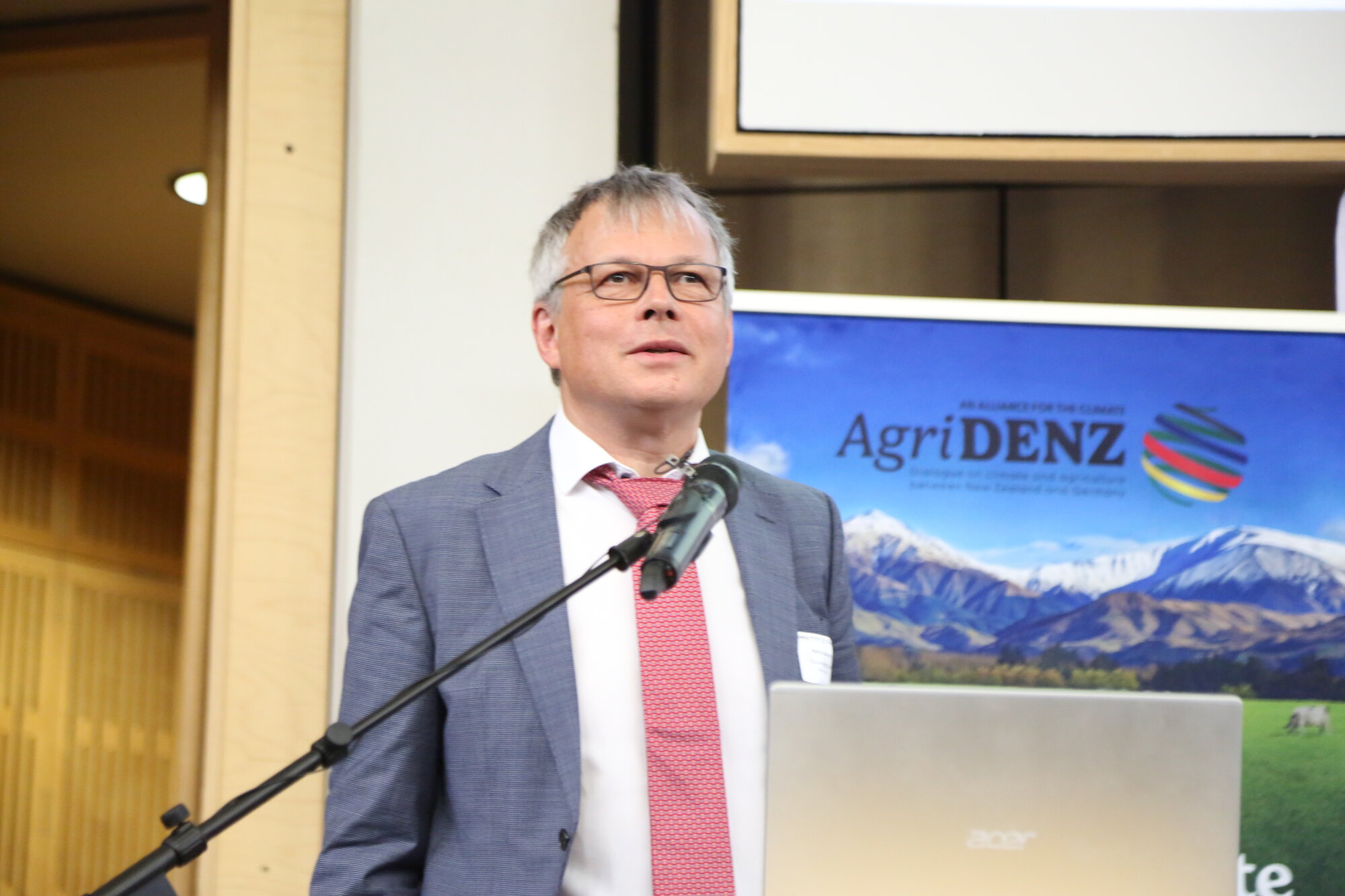 Opening ceremony chair person Martin Banse, Thünen Institute