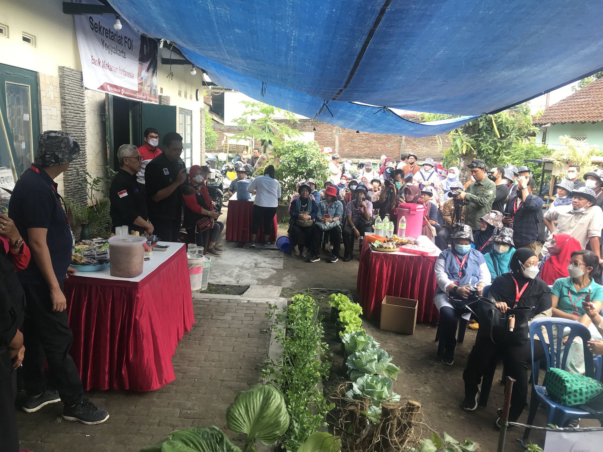 A warm welcome at the Food Bank of Indonesia in Yogyakarta.